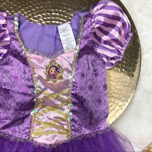 Disneys Tangled Rapunzel Costume